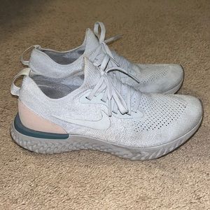 Womens Nike Epic Reacts
